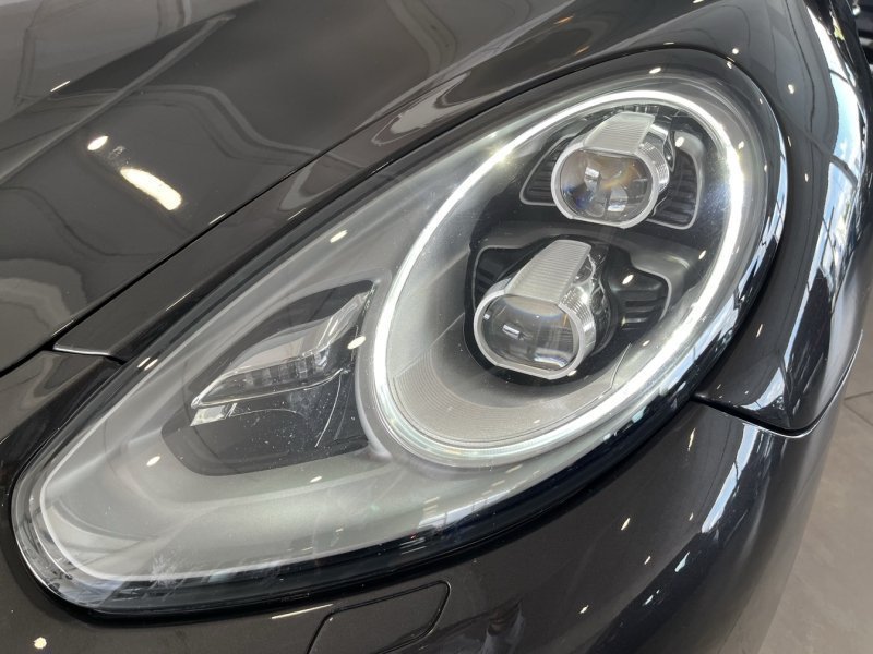 porsche - Visuel 2